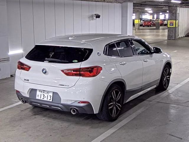 BMW X2