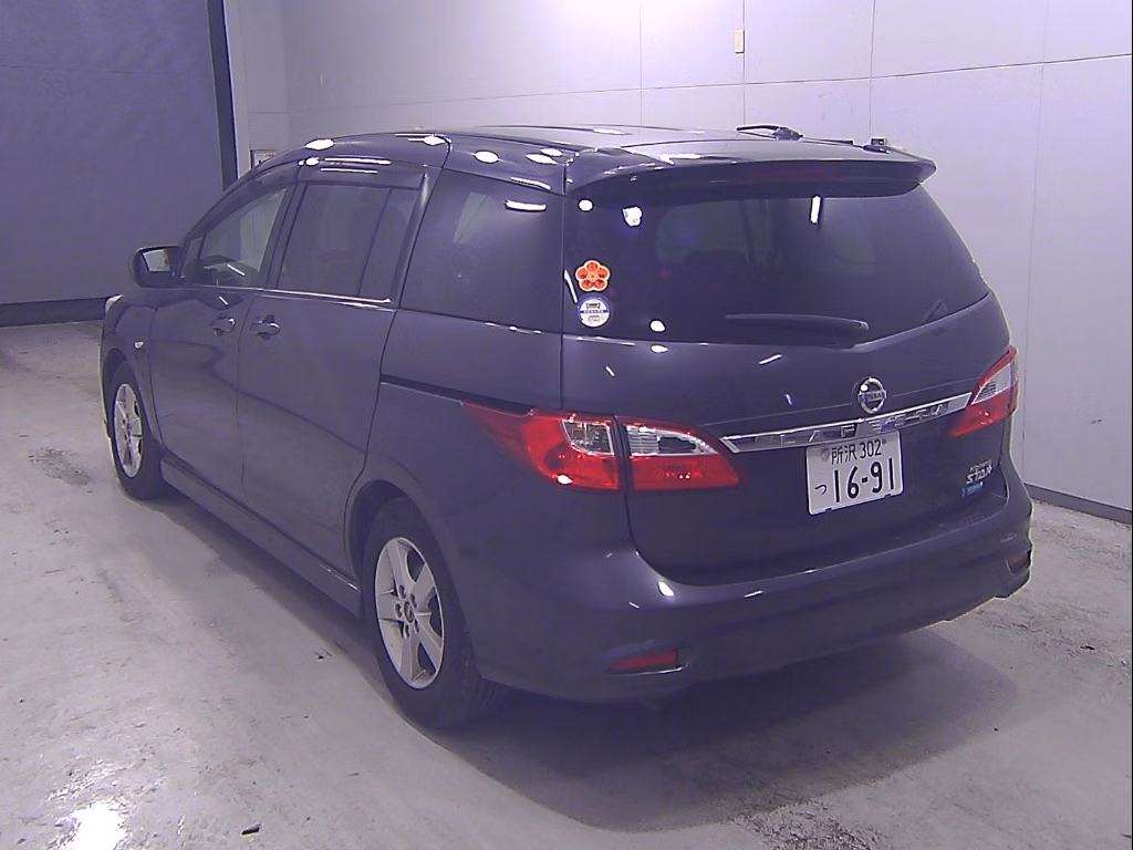 NISSAN LAFESTA