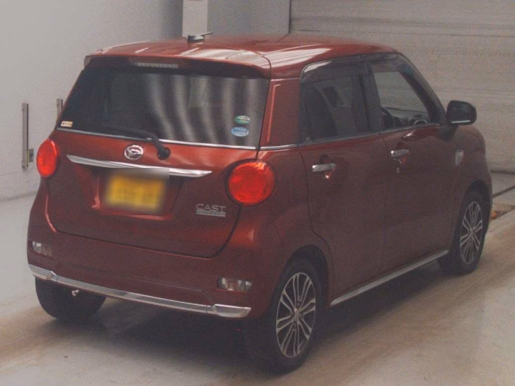 DAIHATSU CAST