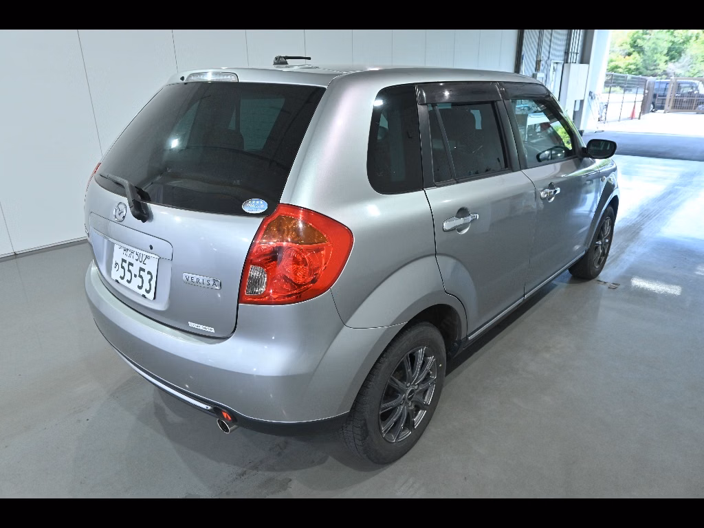 MAZDA VERISA