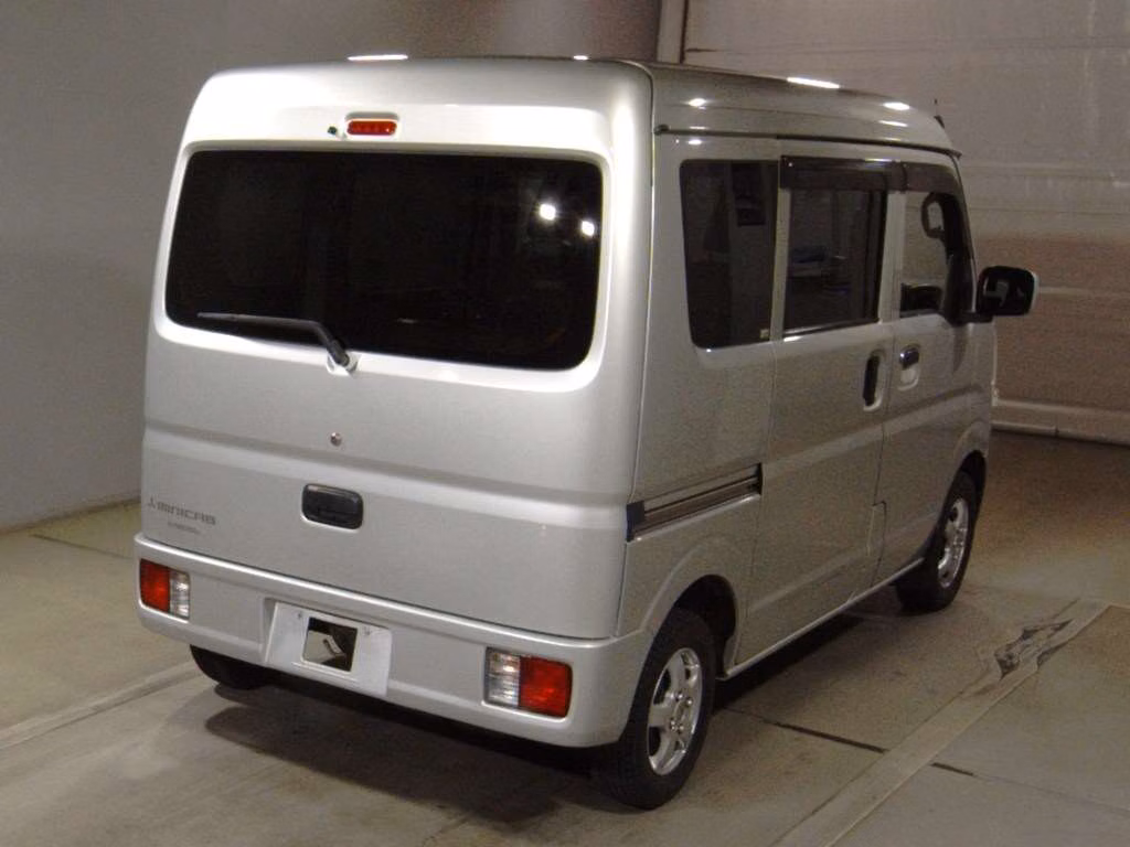 MITSUBISHI MINICAB