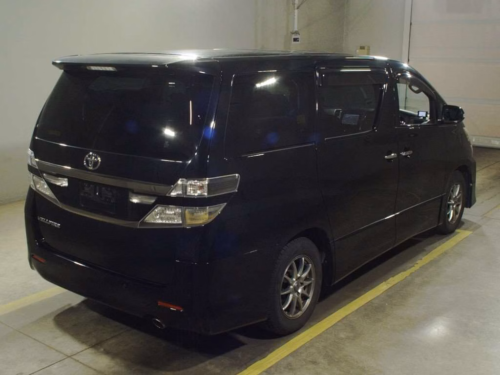 TOYOTA VELLFIRE