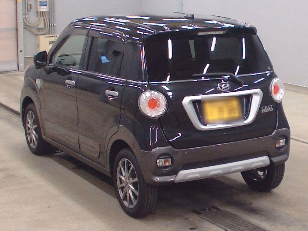 DAIHATSU CAST