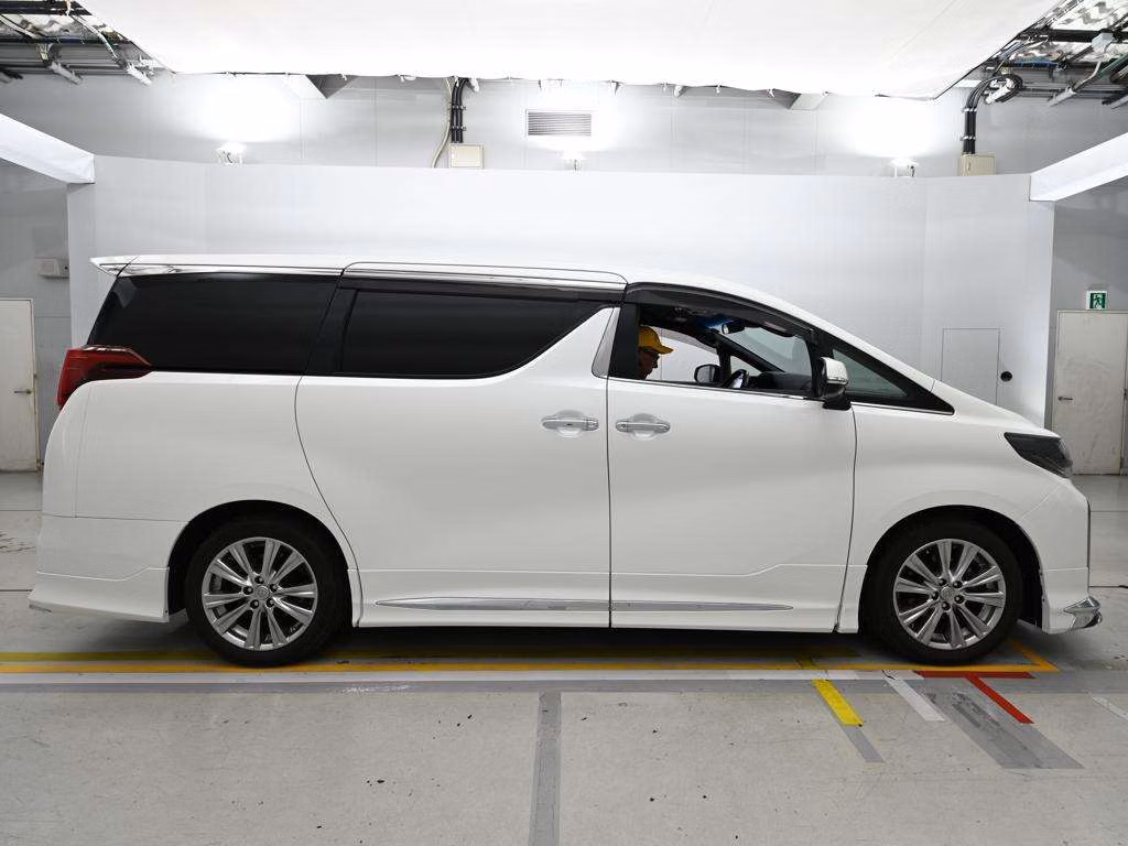 TOYOTA ALPHARD