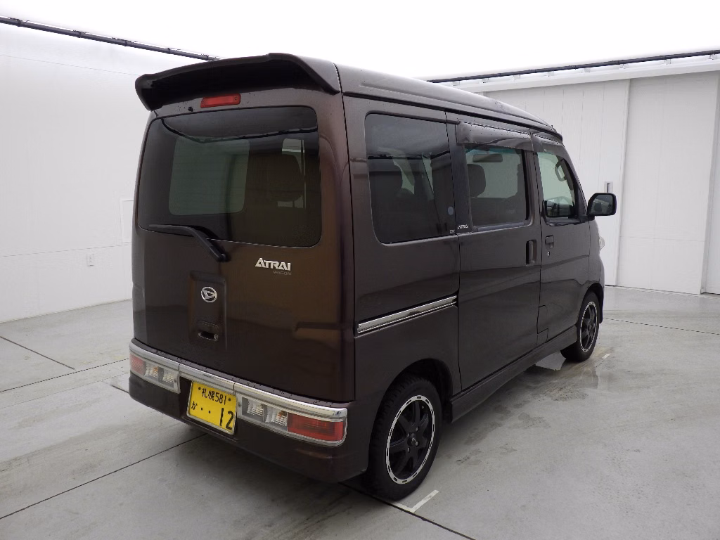 DAIHATSU ATRAI