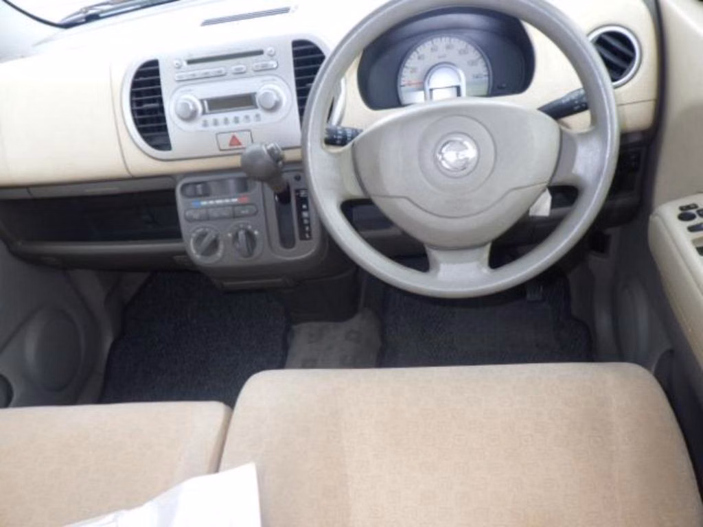 NISSAN MOCO