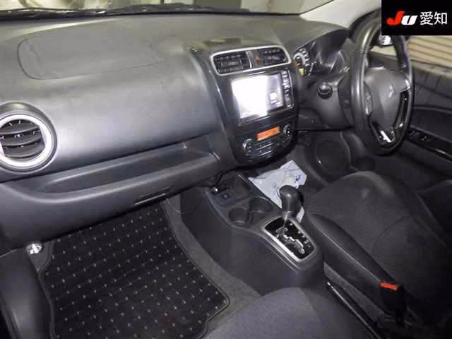 MITSUBISHI MIRAGE