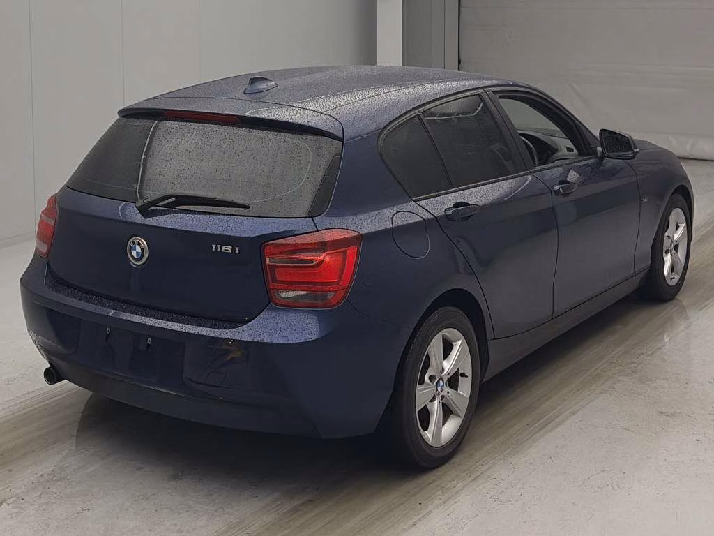 BMW 1-SERIES