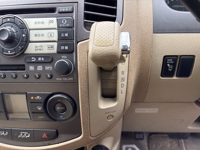 NISSAN LAFESTA