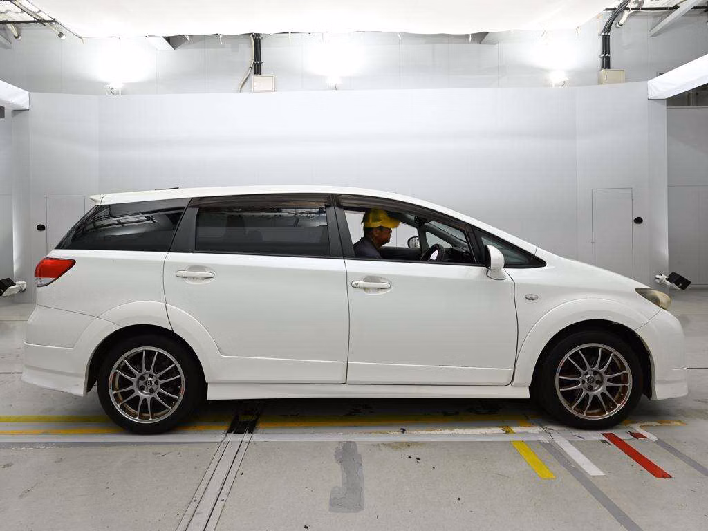 TOYOTA WISH