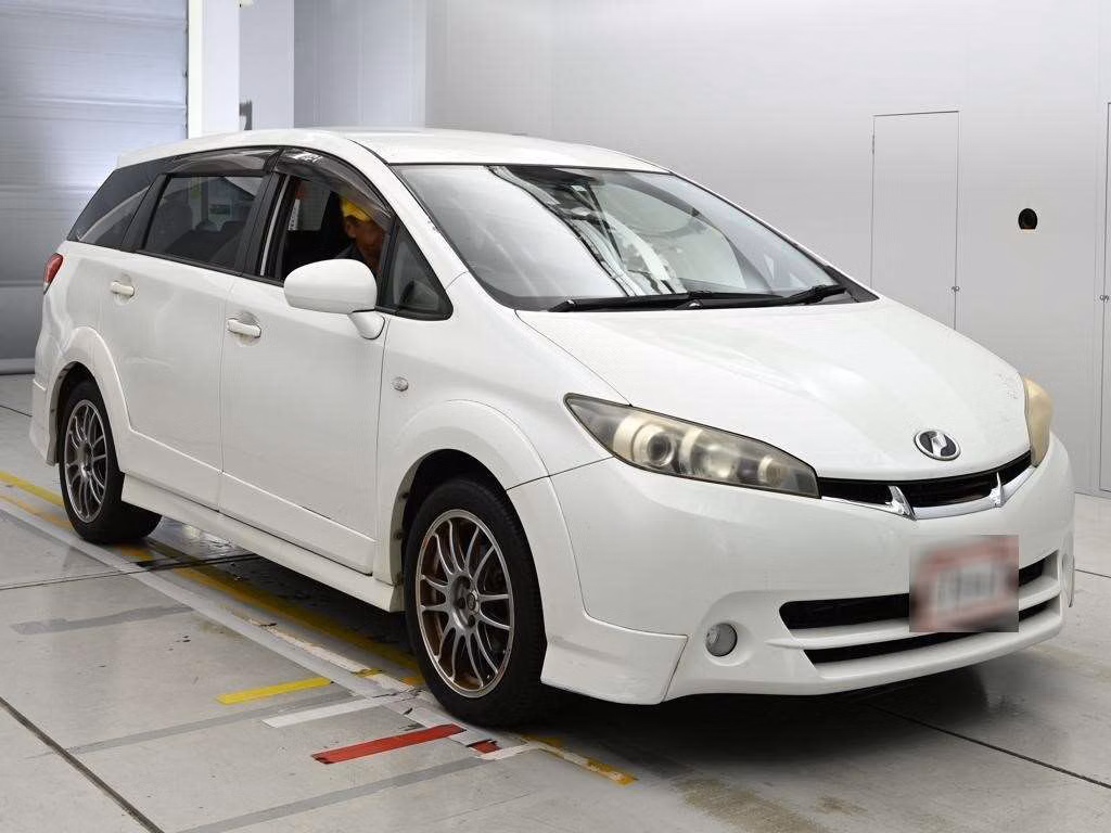 TOYOTA WISH