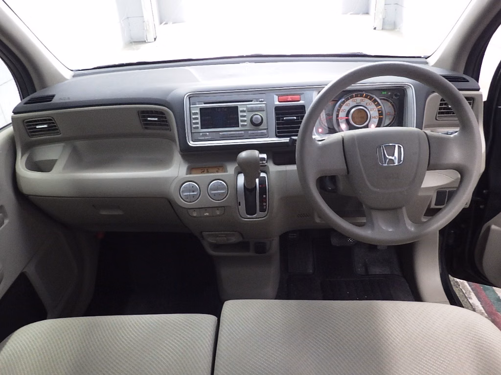 HONDA LIFE