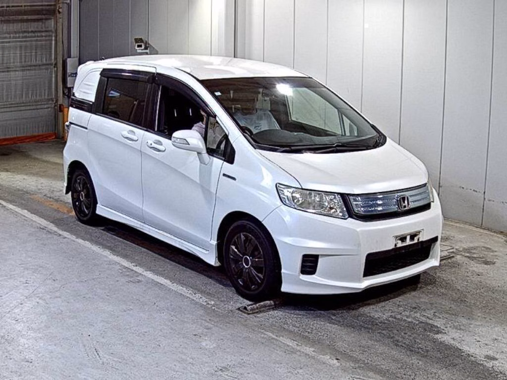 HONDA FREED