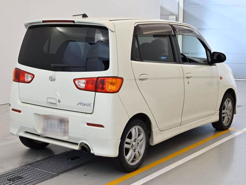 DAIHATSU MAX