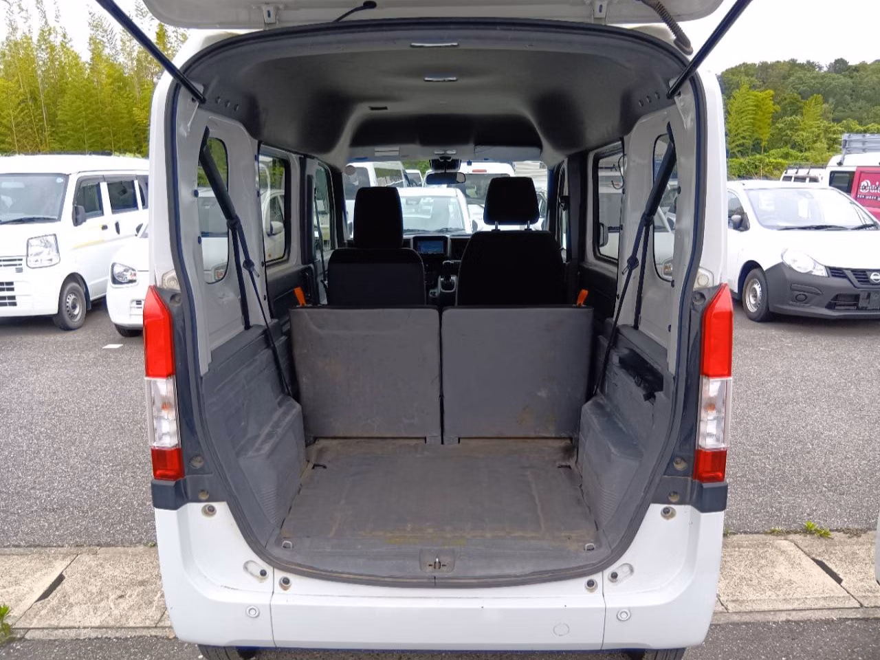 HONDA N-VAN