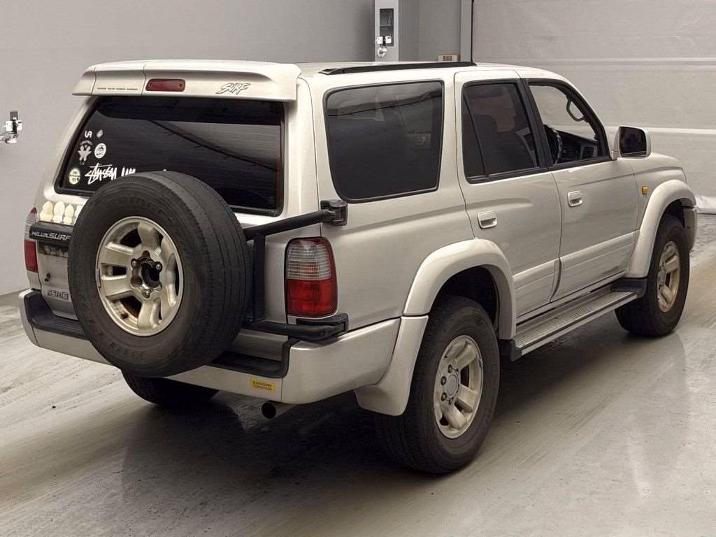 TOYOTA HILUX SURF