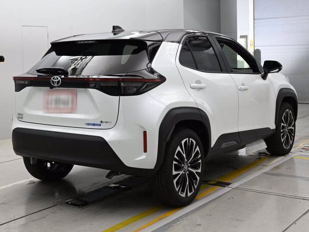 TOYOTA YARIS CROSS