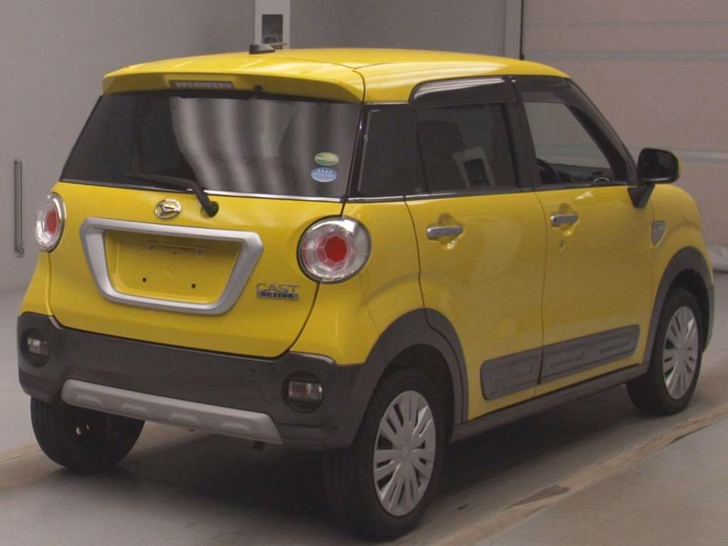 DAIHATSU CAST
