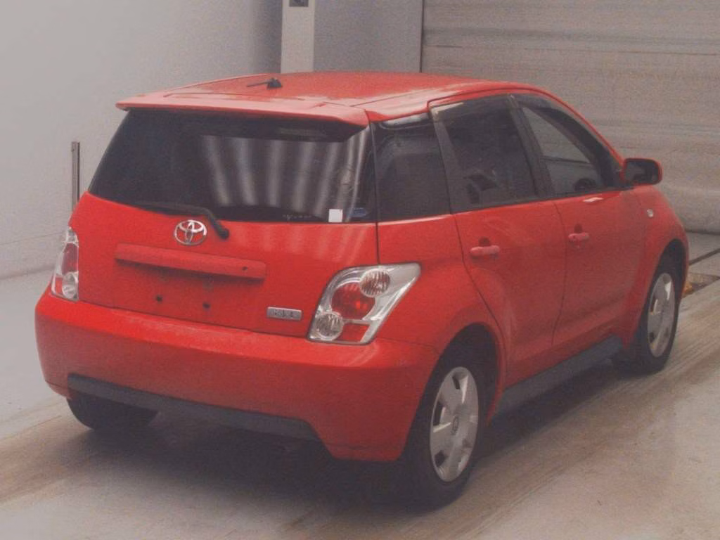 TOYOTA IST