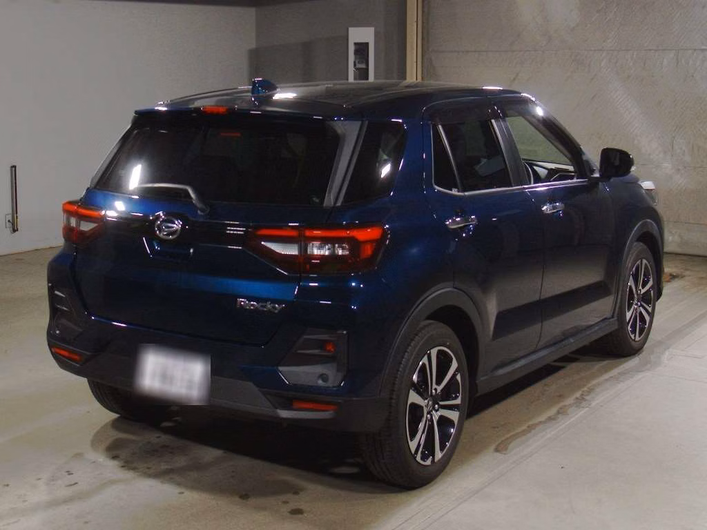 DAIHATSU ROCKY