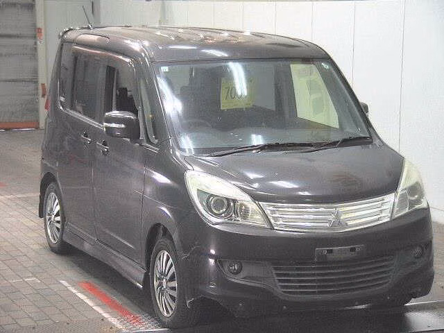 MITSUBISHI DELICA D:2