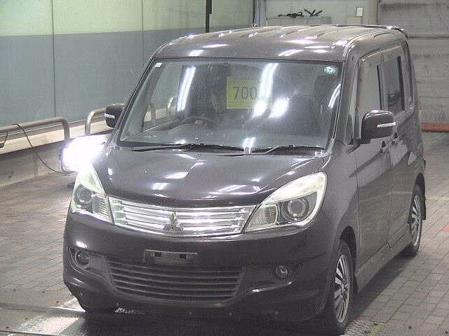 MITSUBISHI DELICA D:2