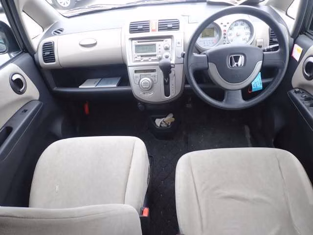 HONDA LIFE