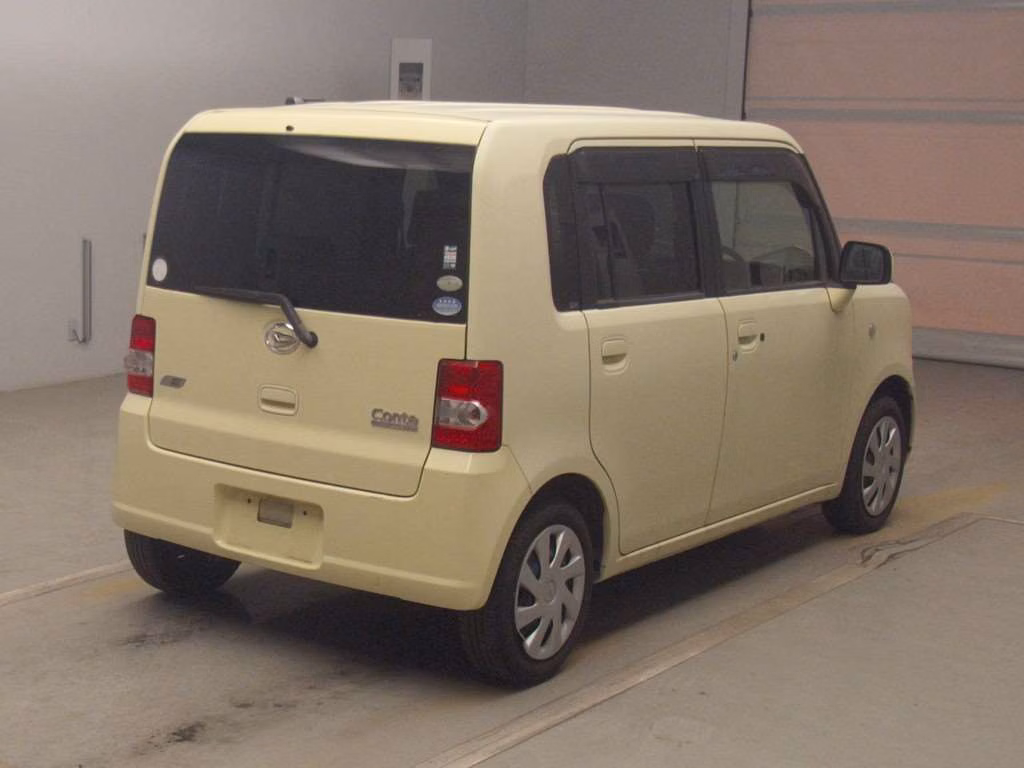 DAIHATSU MOVE CONTE