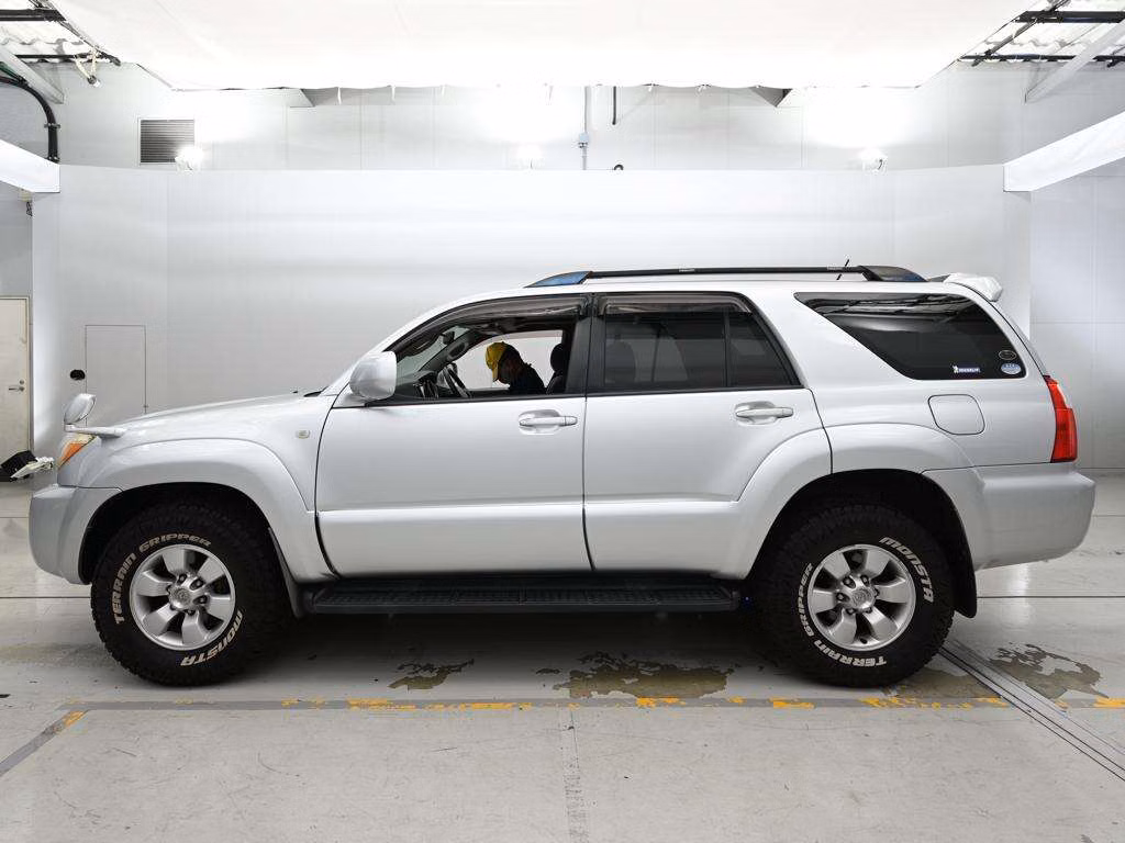 TOYOTA HILUX SURF