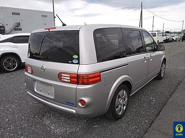 NISSAN LAFESTA
