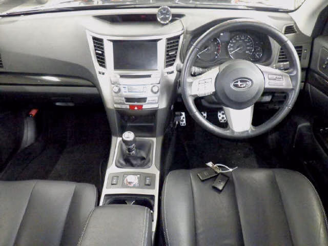 SUBARU LEGACY