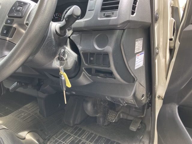 TOYOTA REGIUS ACE