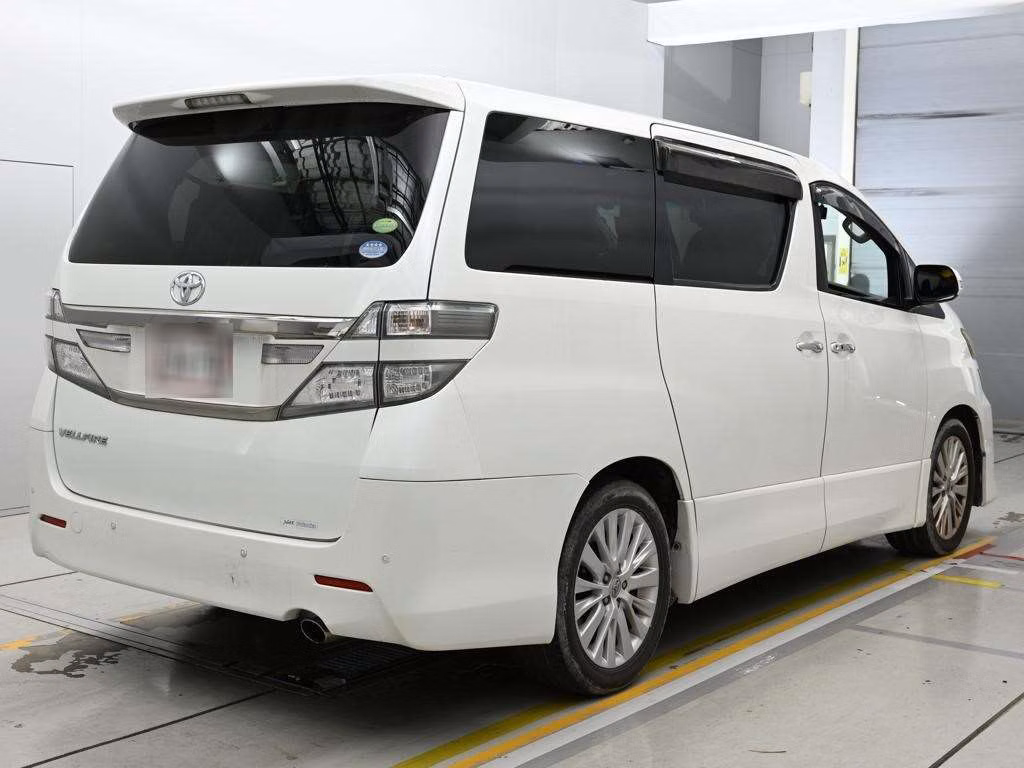 TOYOTA VELLFIRE