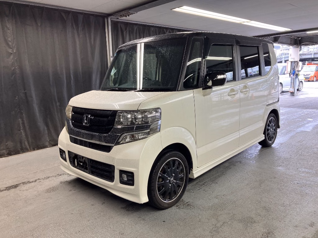 HONDA N-BOX