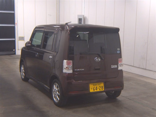 DAIHATSU MOVE CONTE