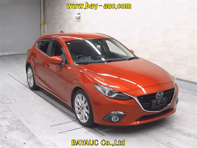 MAZDA AXELA