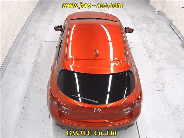 MAZDA AXELA