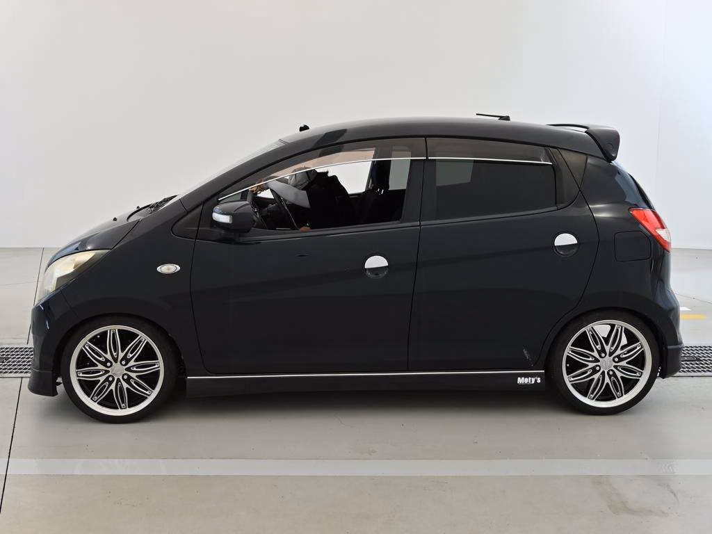 SUZUKI CERVO