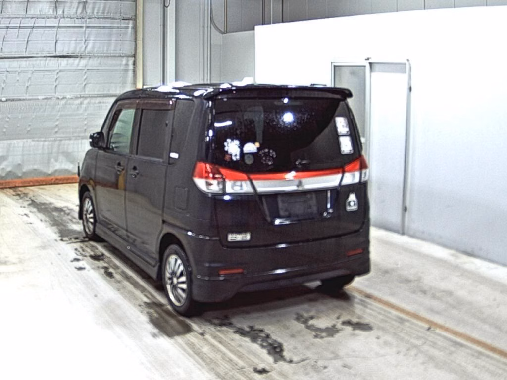 MITSUBISHI DELICA D:2