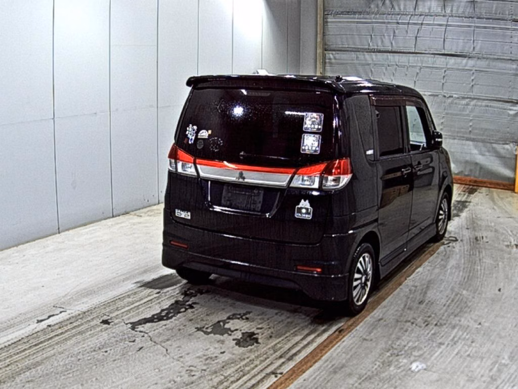 MITSUBISHI DELICA D:2
