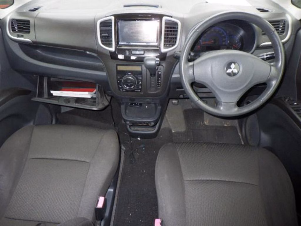 MITSUBISHI DELICA D:2