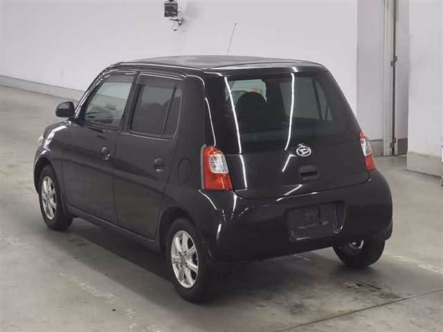 DAIHATSU ESSE