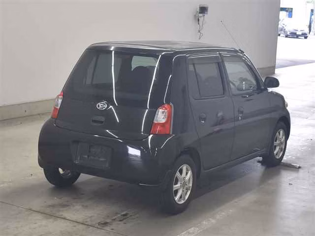 DAIHATSU ESSE