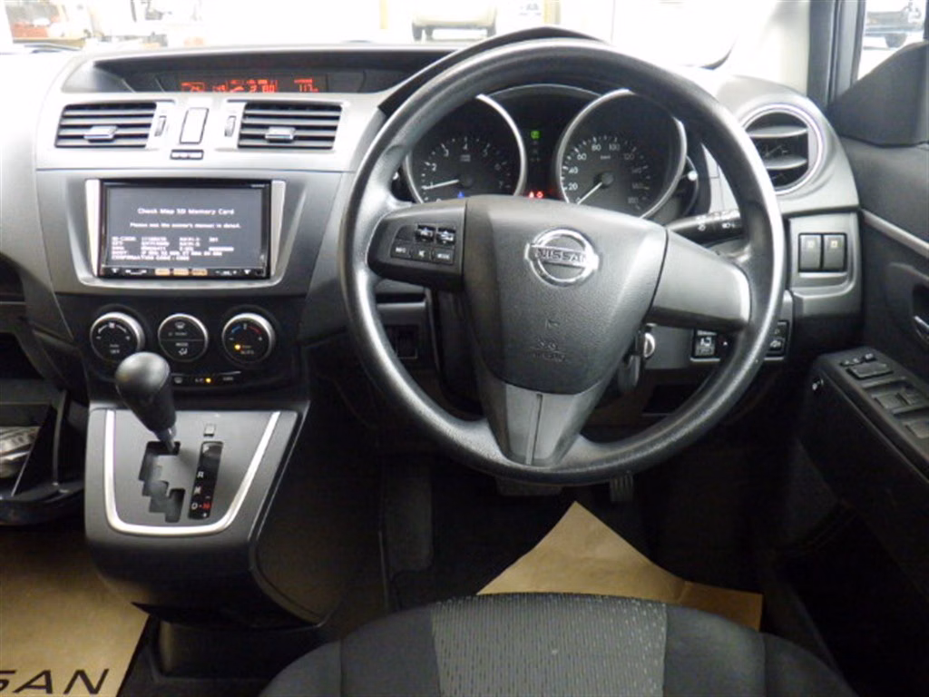 NISSAN LAFESTA