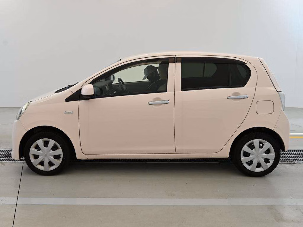 TOYOTA PIXIS EPOCH
