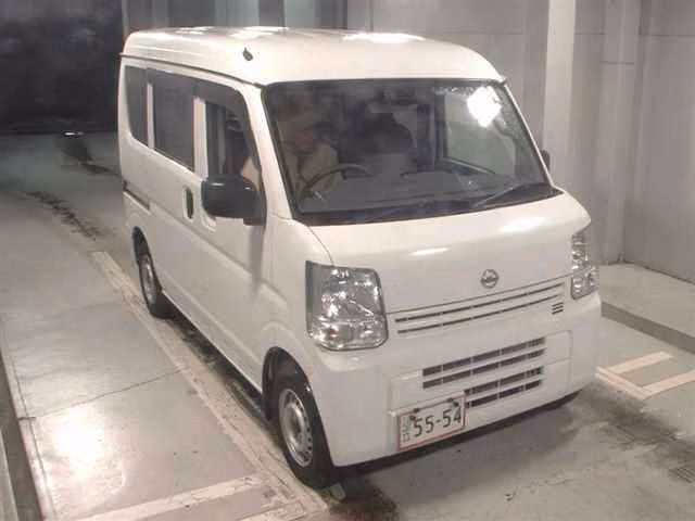 NISSAN NV100 CLIPPER