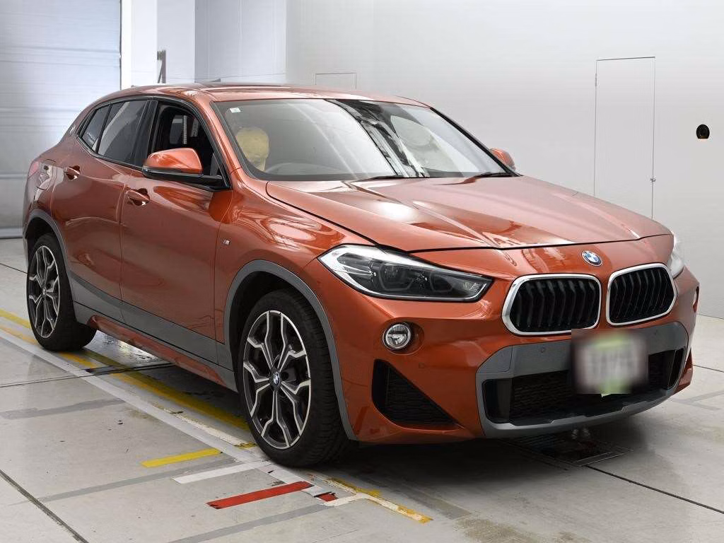 BMW X2