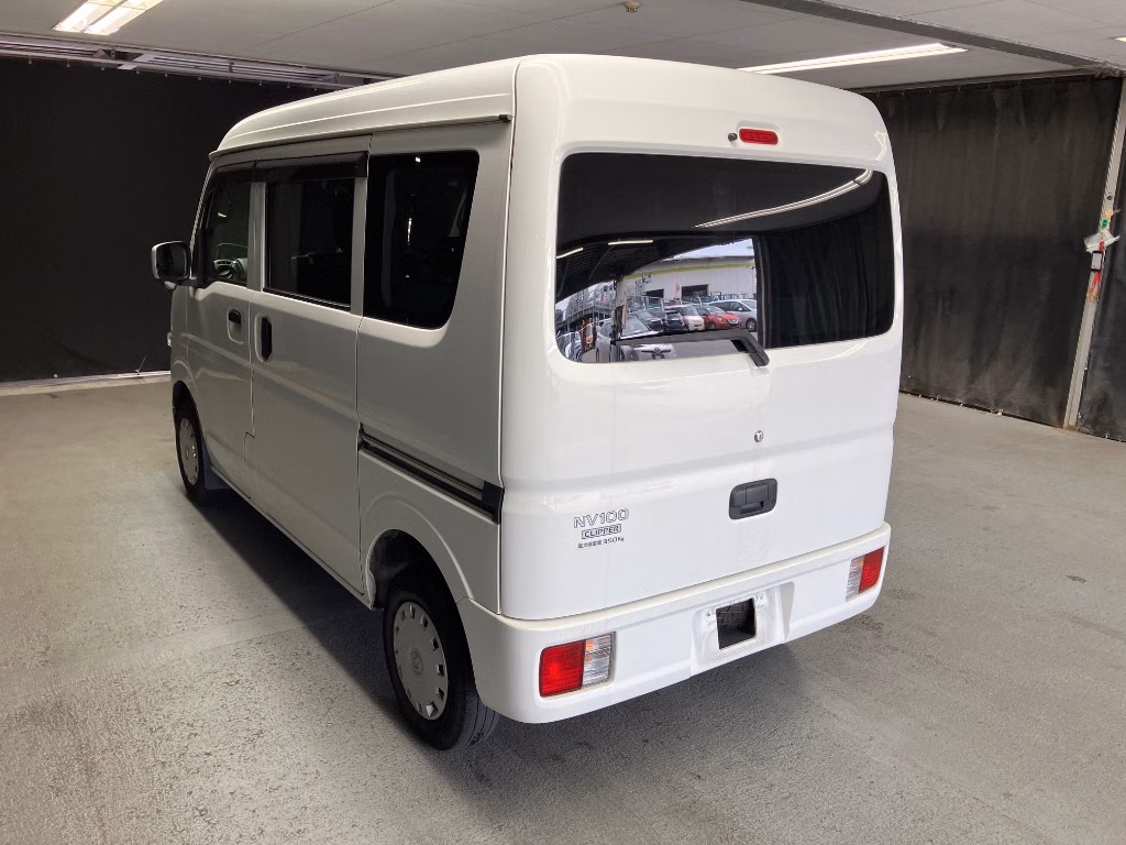 NISSAN NV100 CLIPPER