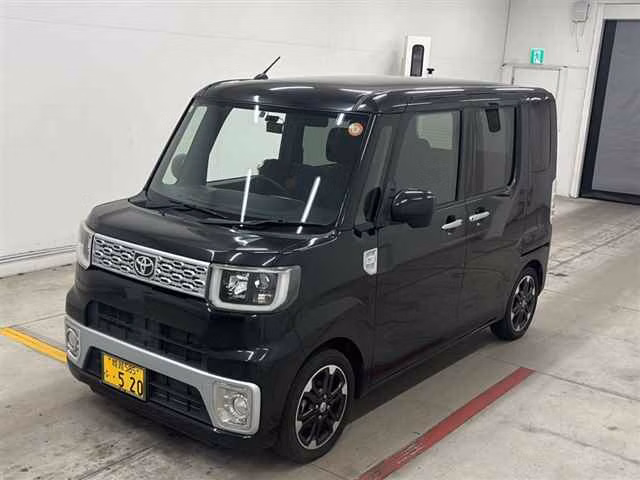 TOYOTA PIXIS MEGA