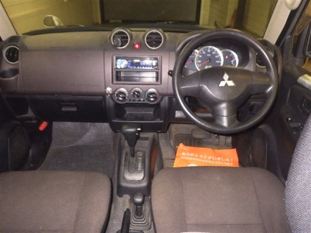 MITSUBISHI PAJERO MINI